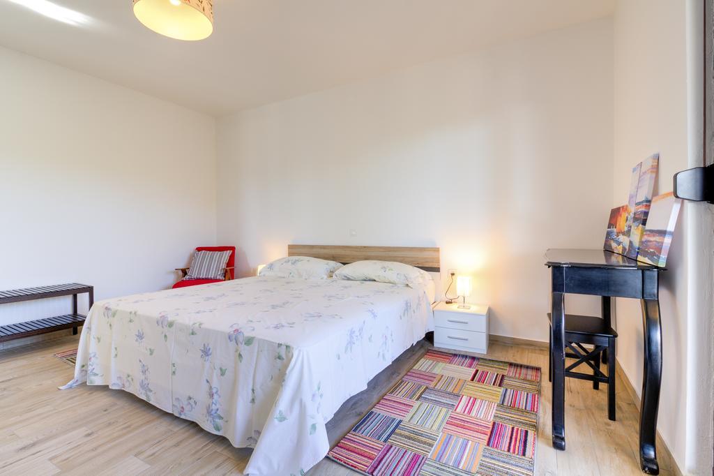 Apartments Ester Victoria เมดูลิน ภายนอก รูปภาพ