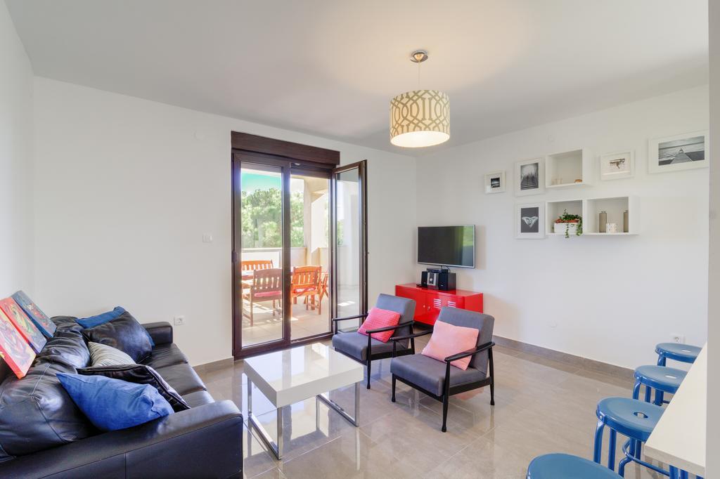 Apartments Ester Victoria เมดูลิน ภายนอก รูปภาพ