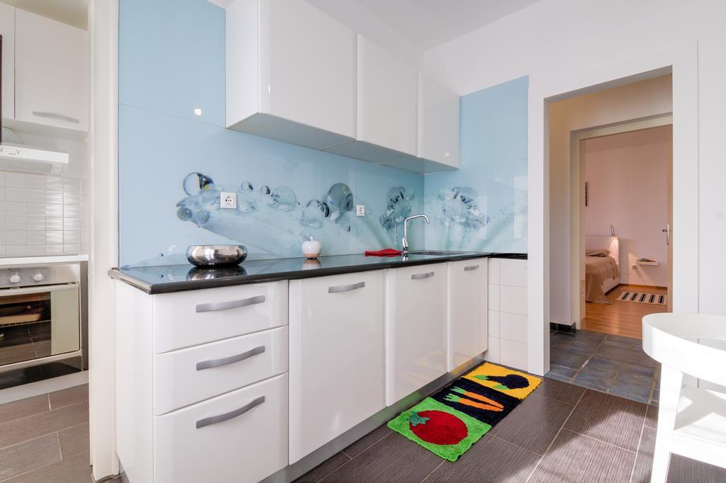 Apartments Ester Victoria เมดูลิน ภายนอก รูปภาพ